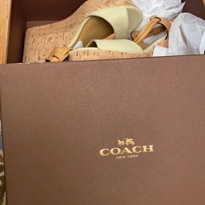New coach sandals size 7 beige with a little gold